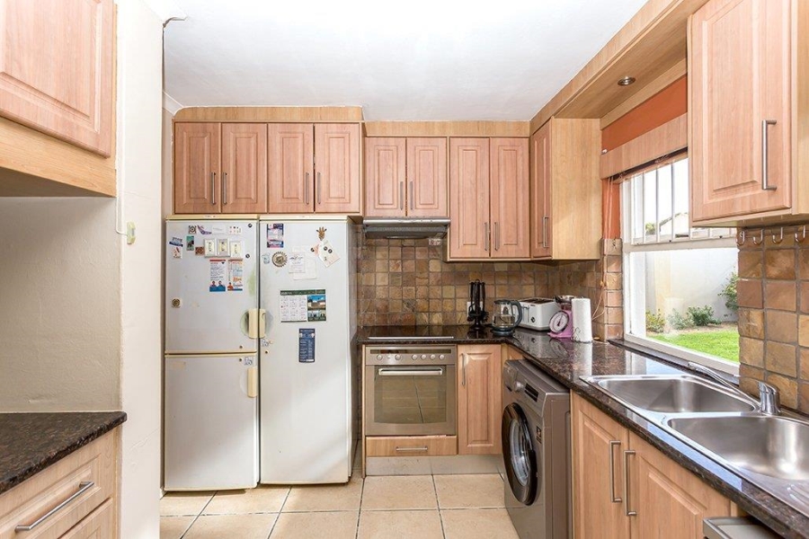 3 Bedroom Property for Sale in Flamingo Vlei Western Cape